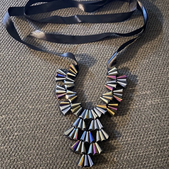Jewelry - Statement Necklace